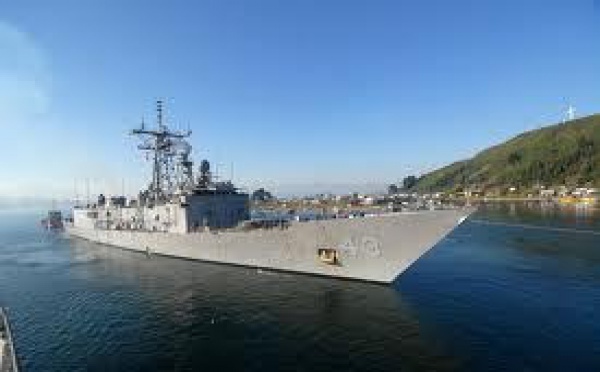 Dans le Pacifique, l'USS Thach piste les trafiquants de drogue