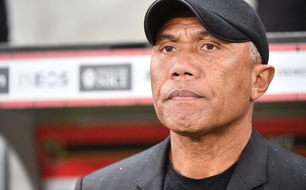Le Calédonien Kombouaré nouvel entraîneur du FC Nantes