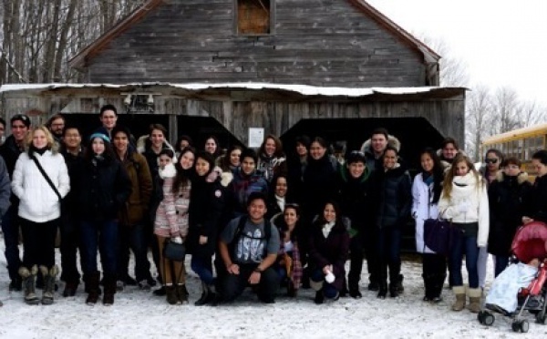 "Ils sont de retour !" Les étudiants polynésiens au Canada reviennent "au chaud"