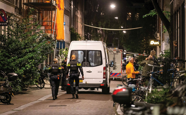 Un journaliste grièvement blessé par balles à Amsterdam, "crime contre la liberté de la presse"