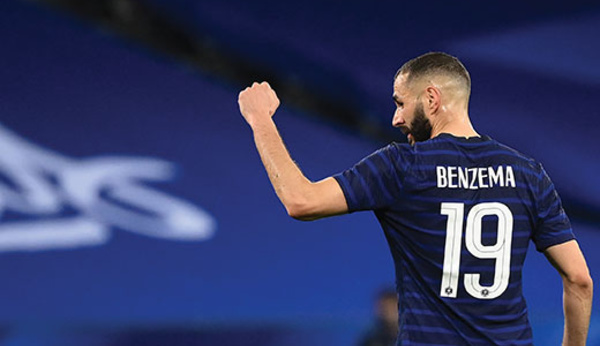 Espagne: l'attaquant du Real Madrid Karim Benzema testé positif au Covid-19