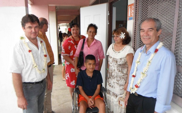 Rentrée scolaire : le ministre de l’Education visite le collège et le lycée de Taravao