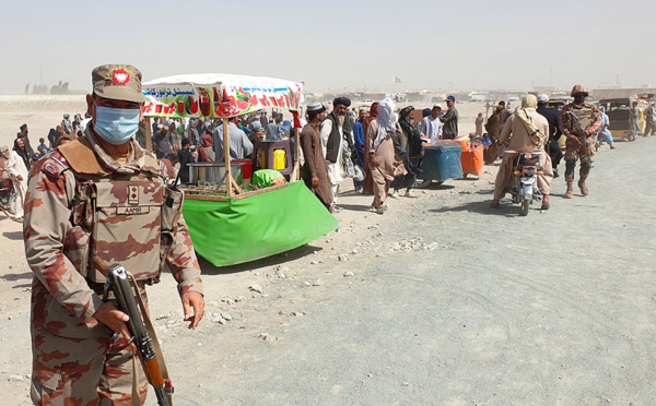 Afghanistan: les talibans ne relâchent pas leur étreinte sur le Nord
