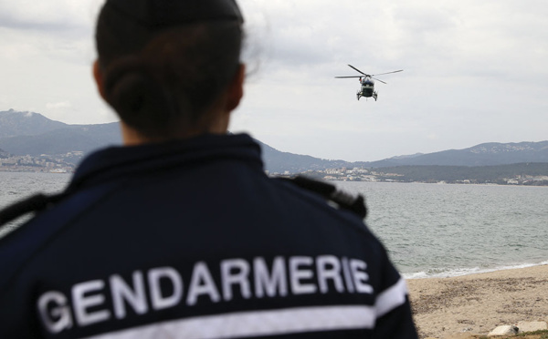 Var: cinq morts dans une voiture au fond d'un lac à Saint-Raphaël