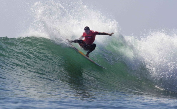Surf international : Mateia Hiquily 2ème aux Canaries, Michel Bourez premier de sa série à Trestles en Californie
