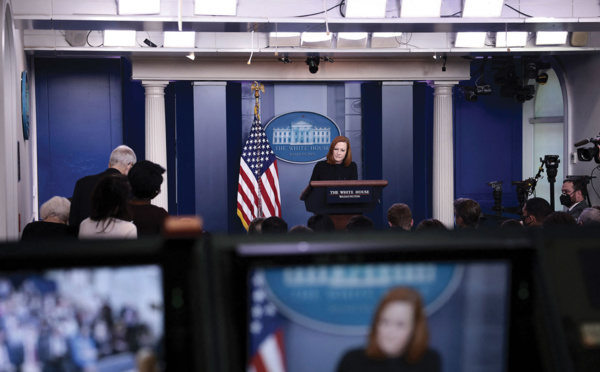 Le Congrès évite la paralysie de l'Etat fédéral, Biden affronte d'autres périls