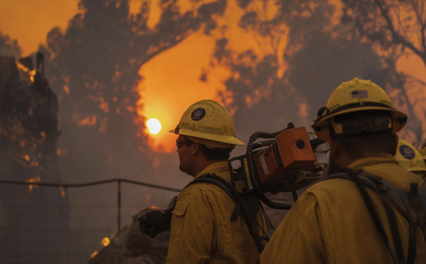 La Californie continue à brûler