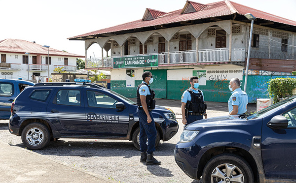 Guyane: le couvre-feu de retour, le carnaval maintenu samedi