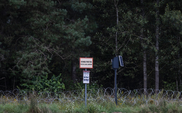 La Pologne construit un mur à la frontière du Bélarus