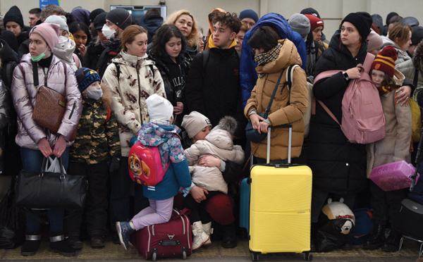Afflux massif de réfugiés ukrainiens dans les pays frontaliers