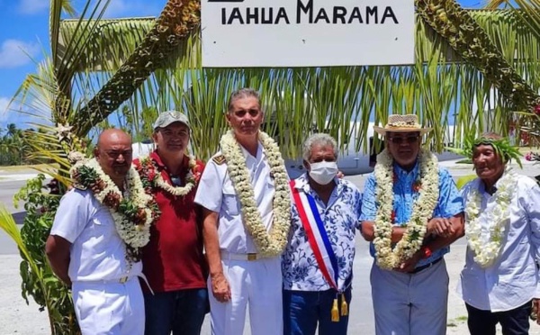 Tuamotu : fin de la tournée État-Pays