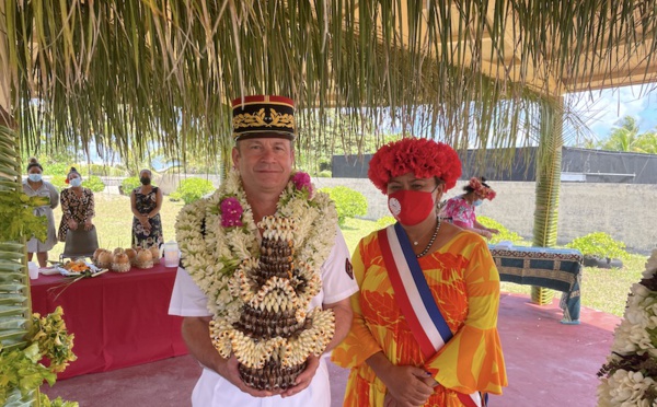 Le big boss du SMA en visite à Hao