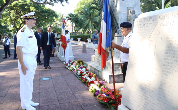 Hommage rendu aux victimes de la guerre d'Algérie