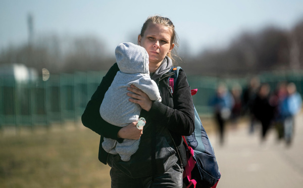 Guerre en Ukraine: plus de la moitié des enfants ont été déplacés