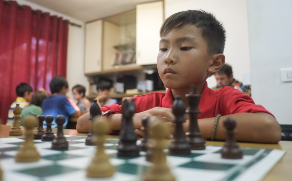   Mayron Laille en lice au Championnats de France d'échecs