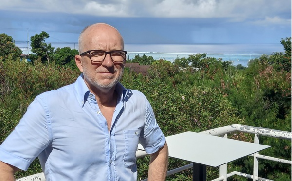 Jean-Christophe Gay, géographe : "le terme 'outre-mer' a remplacé celui de 'colonies'"