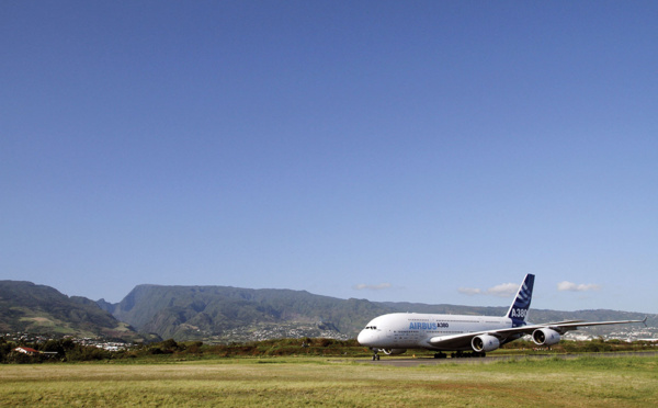 Forte hausse des prix des billets d'avion entre métropole et Outre-mer