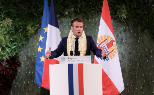 Macron vainqueur d'une courte tête en Polynésie française