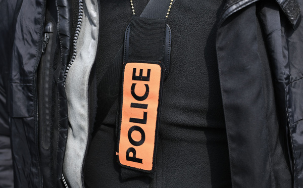 "Coupable d'être flic": rassemblements policiers après l'affaire du Pont-Neuf