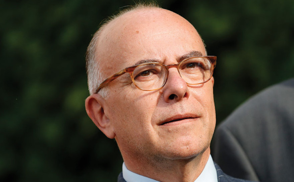 Accord LFI/PS: l'ex-Premier ministre Bernard Cazeneuve annonce quitter le PS