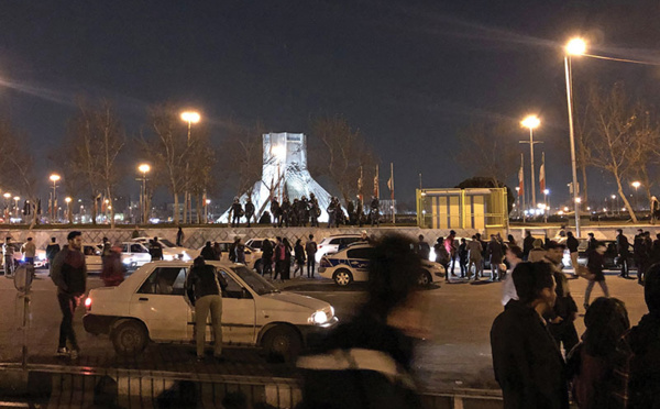 Deux Français arrêtés en Iran, Paris demande leur "libération immédiate"