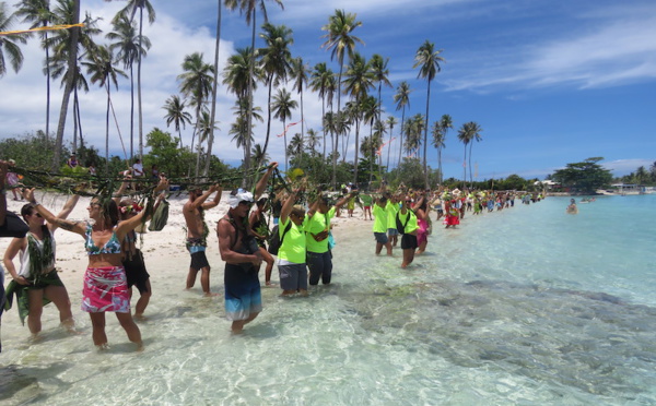 Une pétition pour sauver la plage de Temae