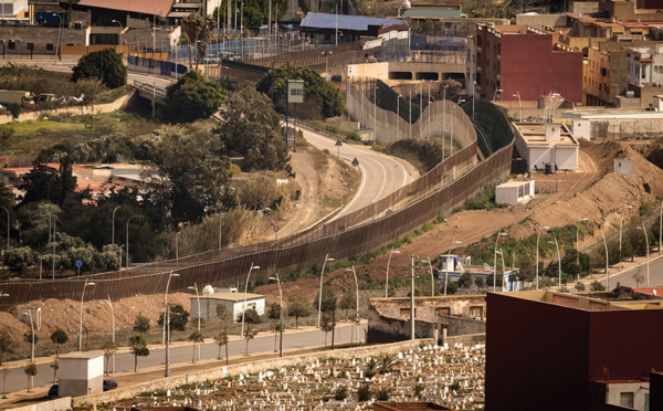 Première tentative massive d'entrée dans une enclave espagnole depuis la normalisation avec Rabat