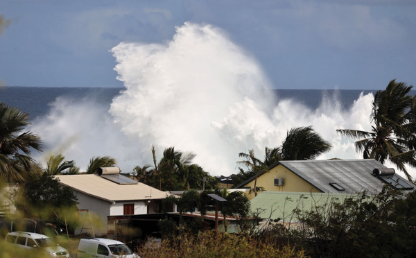 Forte houle à La Réunion: décès d'une femme emportée par une vague