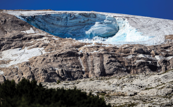 Glacier effondré en Italie: Rome met en cause le réchauffement climatique