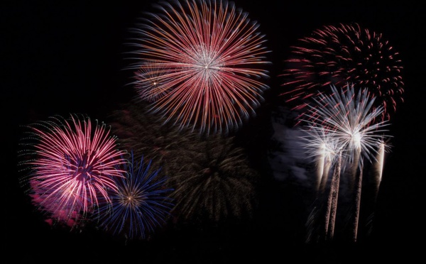 Deux morts lors d'un feu d'artifice à Cholet, enquête pour homicide involontaire