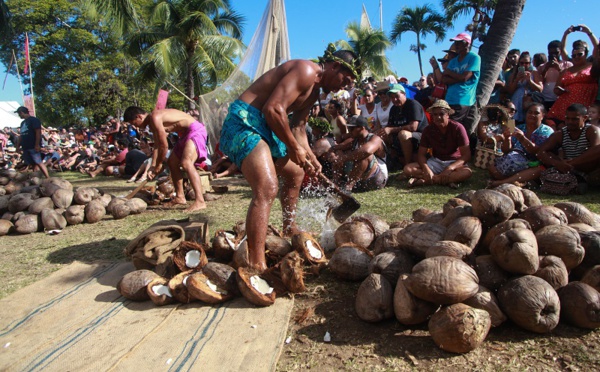 Bain de foule pour les athlètes des Tu’aro Mā’ohi