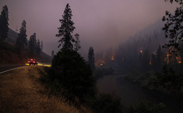 Deux morts dans le plus vaste incendie de l'année en Californie