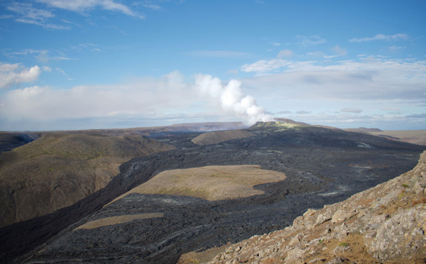 Islande: éruption dans une fissure volcanique près de Reykjavik