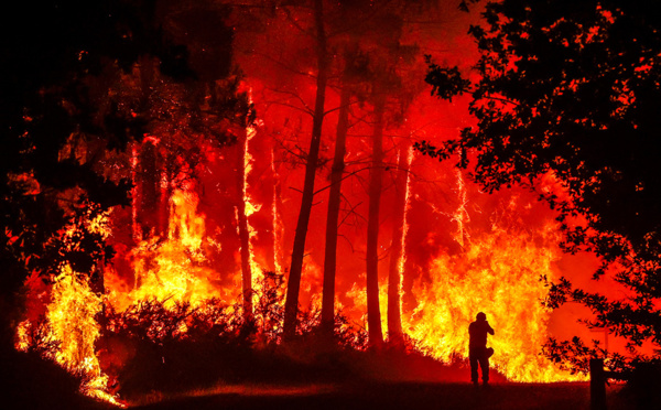 Incendies: les pompiers français et européens sur tous les fronts