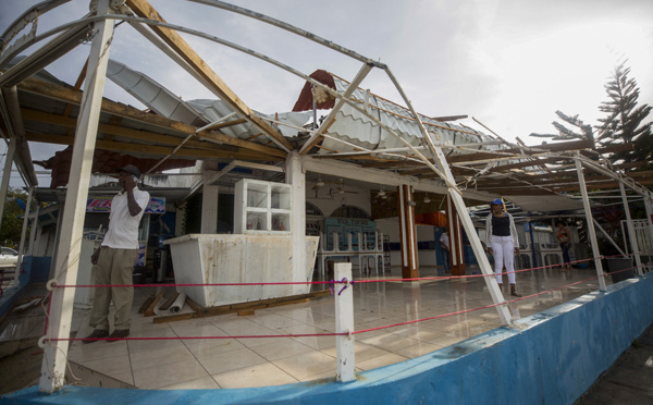 L'ouragan Fiona, élevé en catégorie 4, se dirige vers les Bermudes