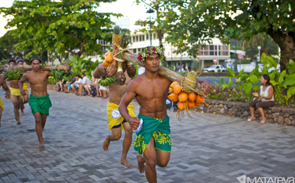 Heiva Tu’aro Ma’ohi : les vaillants coureurs de porteurs de fruits