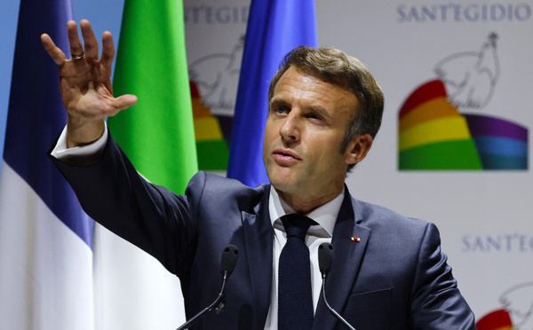 A Rome, Meloni rencontre Macron qui lui promet "ambition" et "vigilance"