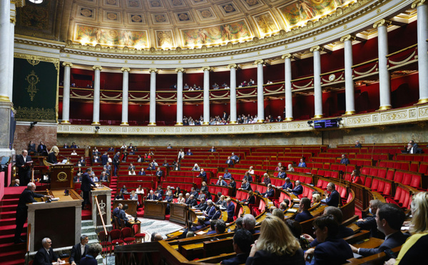 Budget: nouvelle motion de censure à surmonter, séance électrique en vue