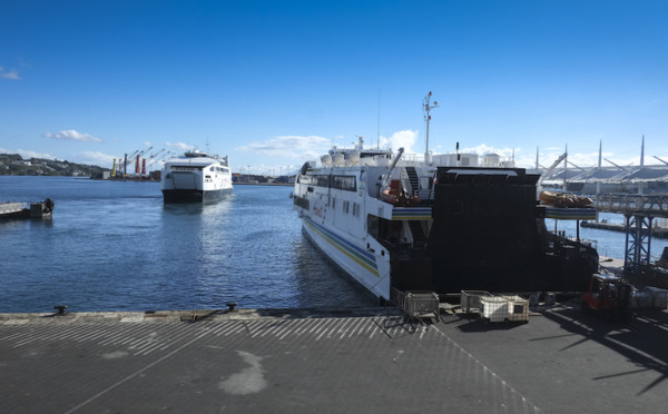 Le gazole des navires de la desserte Tahiti-Moorea baisse de 16 Fcfp