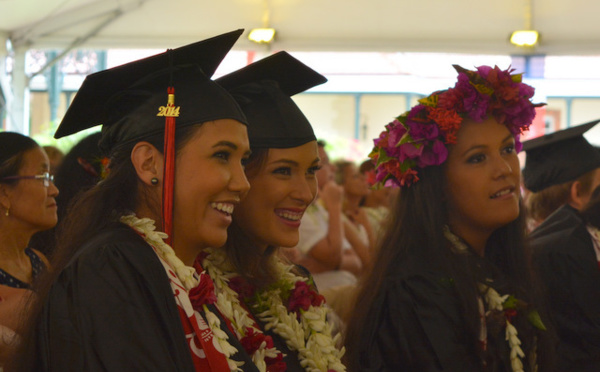 L'Ecole de commerce de Tahiti célèbre ses diplômés 2014