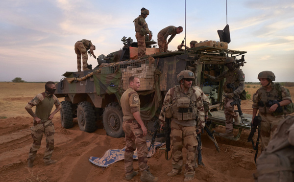 Le Burkina acte le départ des troupes françaises, Paris rappelle son ambassadeur