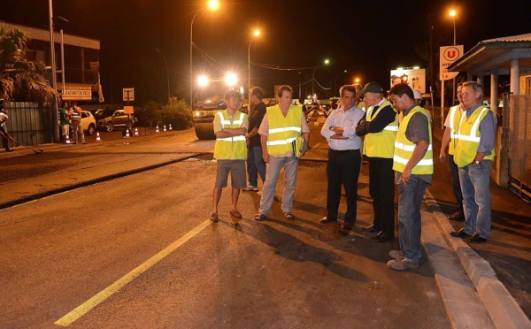 Le Président et le ministre de l’Equipement sur le chantier de la 2x2 voies à Papeete et Pirae