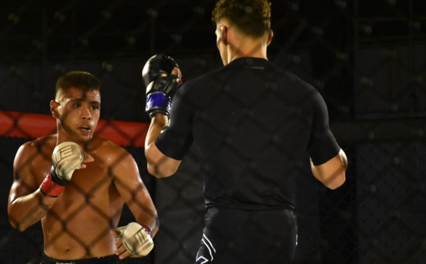 Nohotua Flores et Keoni Terorotua battus au premier tour des championnats du monde amateur de MMA