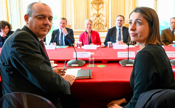 Retraites: la rencontre entre Borne et les syndicats tourne court