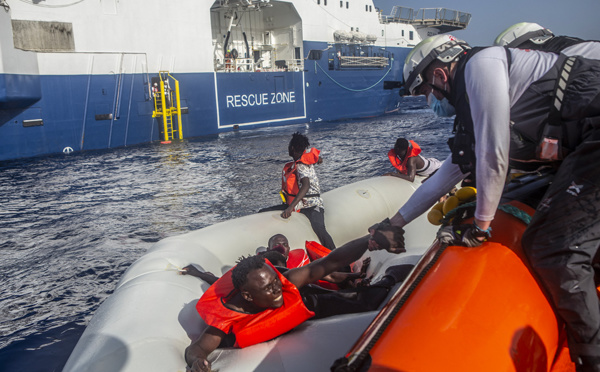 Un navire de MSF sauve 440 migrants en Méditerranée