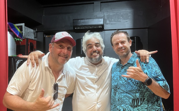 Un trio de magiciens réunis à Tahiti