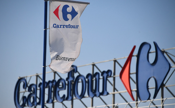 Endométriose: Carrefour annonce 12 jours d'absence par an pour ses salariées touchées reconnues handicapées