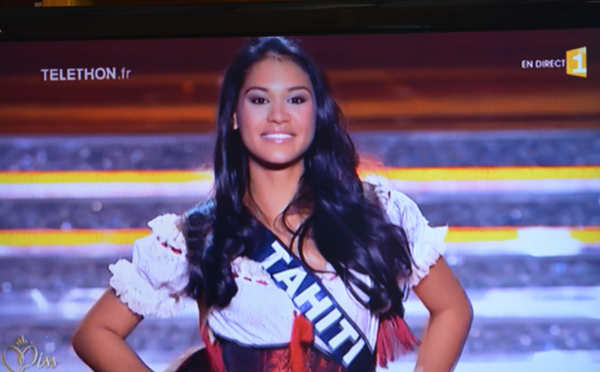 Miss France 2015 : en cow girl Hinarere crève l'écran