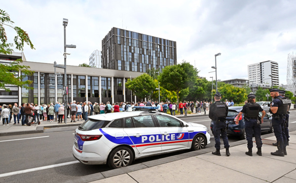 Nanterre: une cagnotte de soutien au policier dépasse le million d'euros