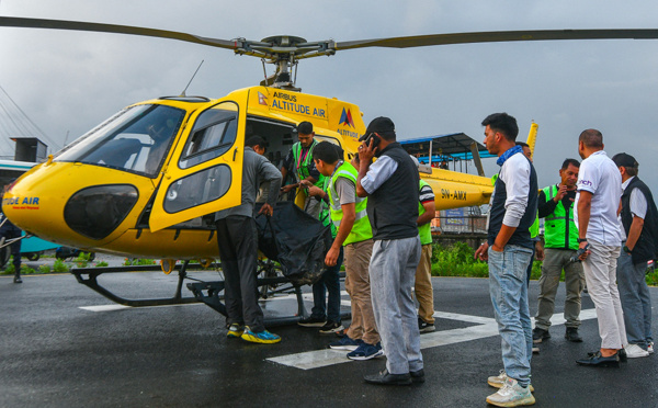 Six morts dans un crash d'hélicoptère de tourisme au Népal